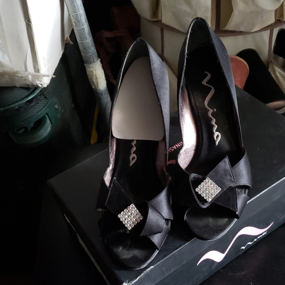 Mina heels